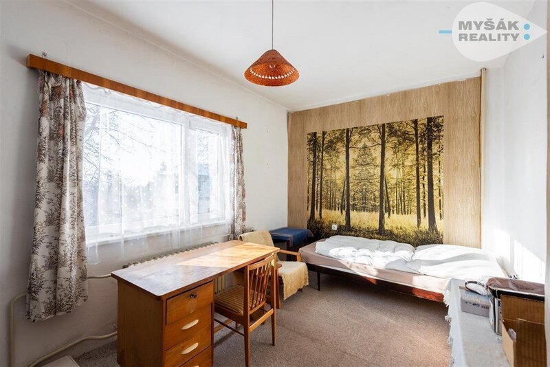 Prodej domu 6+1 se zahradou, Praha  9 - Horní Počernice