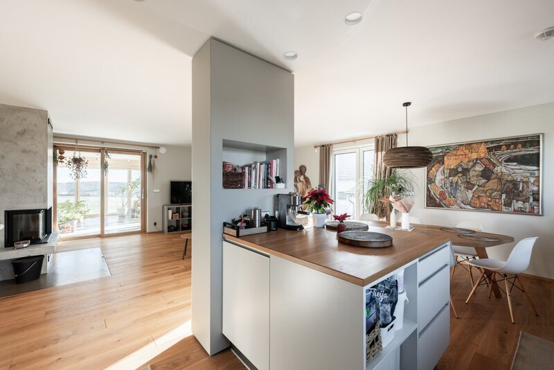 Prodej unikátního rodinného domu 6+1 (7+1). Novostavba, Líšnice, Praha - západ.