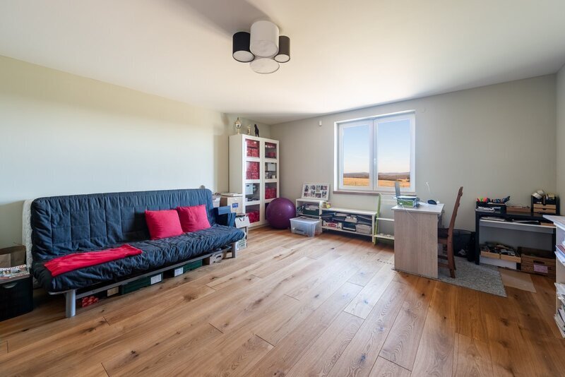 Prodej unikátního rodinného domu 6+1 (7+1). Novostavba, Líšnice, Praha - západ.