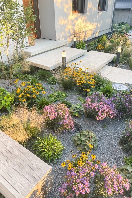 Prodej unikátního rodinného domu 6+1 (7+1). Novostavba, Líšnice, Praha - západ.