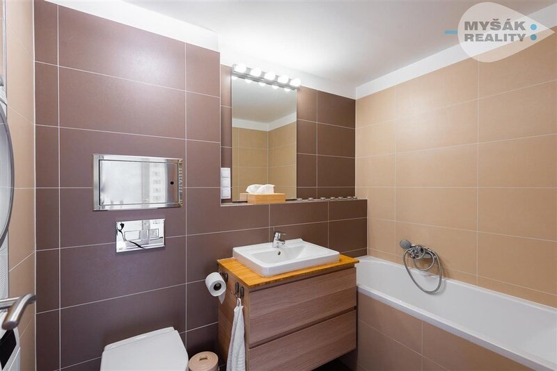 Prodej bytu 4+kk/T, 129 m2, novostavba, Praha  - Nové Chabry