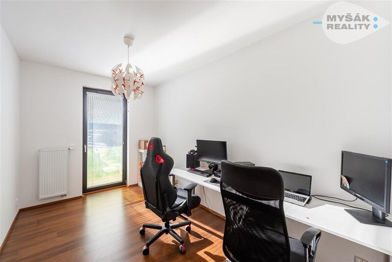 Prodej bytu 4+kk/T, 129 m2, novostavba, Praha  - Nové Chabry