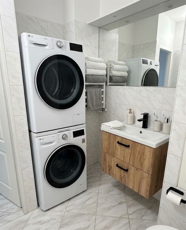 Elegantní 3+kk se soukromou zahrádkou v Braníku | Moderní design, lodžie a domov plný klidu