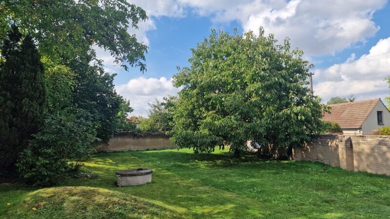 Prodej rodinného domu v Jenči