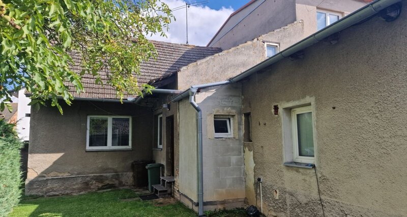 Prodej rodinného domu v Jenči