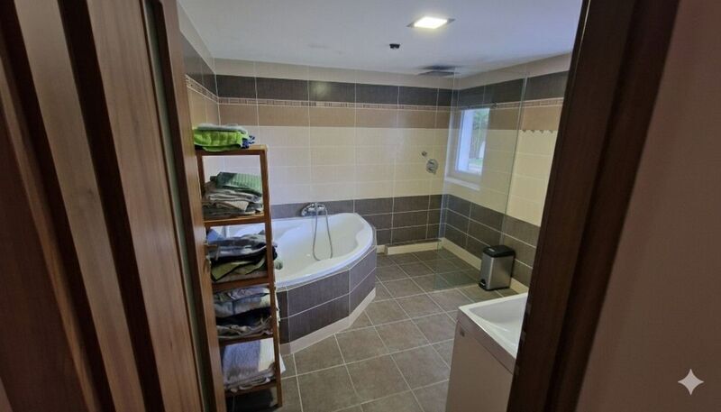 Prodej rodinného domu v Jenči