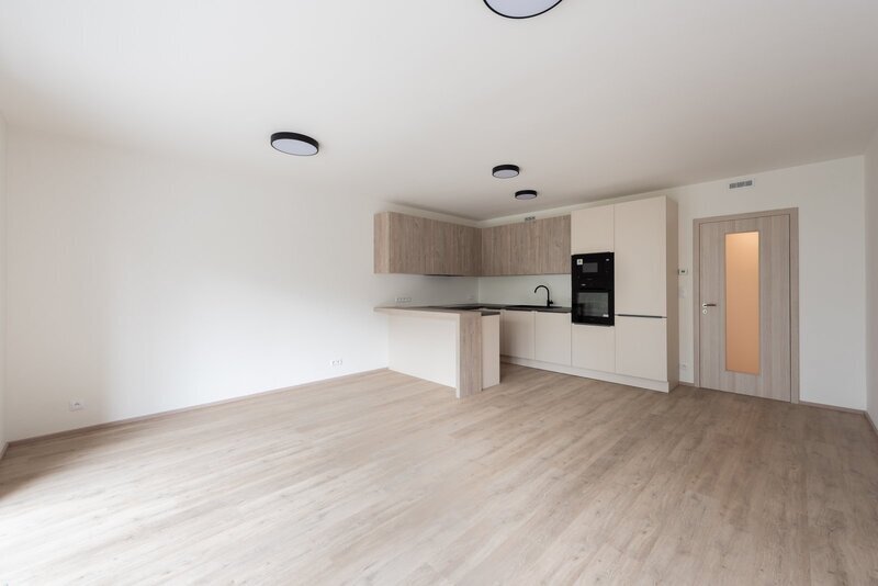 Pronájem novostavby 2+kk Sochorcova 10651/4, Praha 11 - Háje