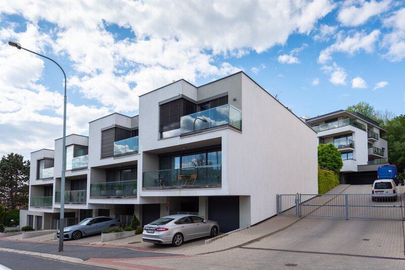 Pronájem novostavby 2+kk s lodžií, Zdíkovská, Praha 5