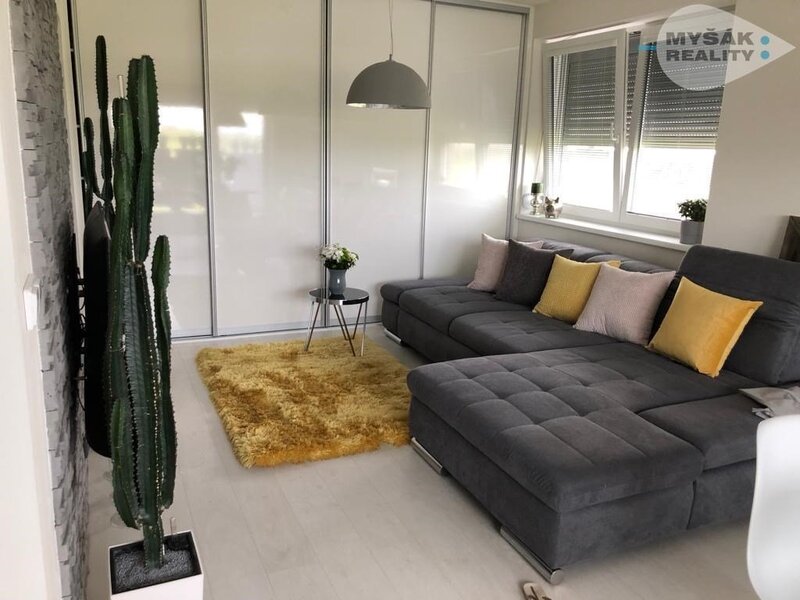 Byt 1+kk, Ječná 1879, Hostivice