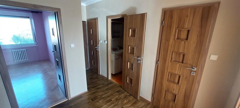 Pronájem bytu 3+1 s lodžií Havířovská 425, Praha 18 - Letňany