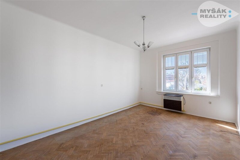 Prodej bytu - cihla, OV,53 m2 - Praha 4