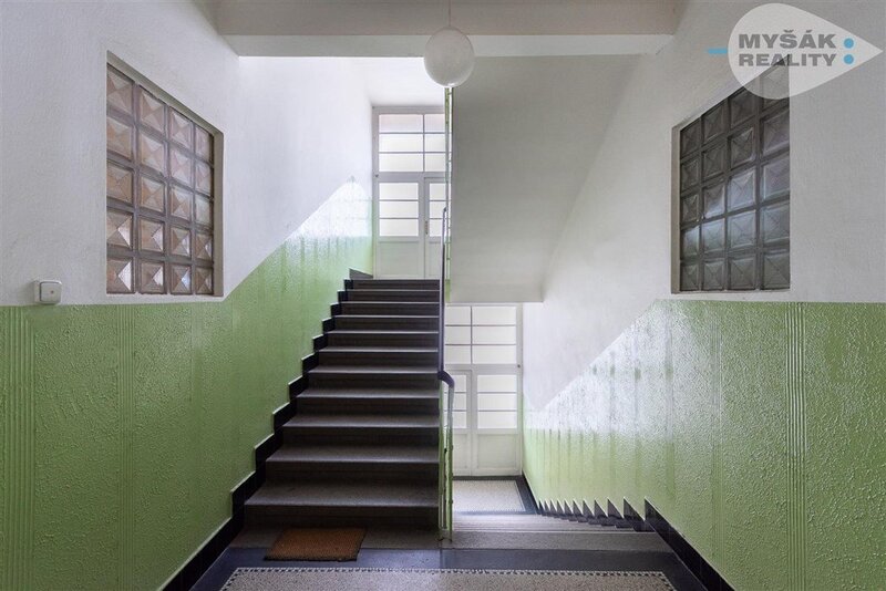 Prodej bytu - cihla, OV,53 m2 - Praha 4