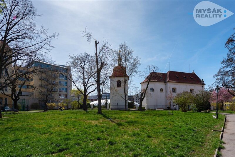 Prodej bytu - cihla, OV,53 m2 - Praha 4