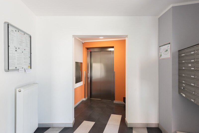 Prodej bytu 2+kk/B, novostavba, garážové stání, metro Pankrác
