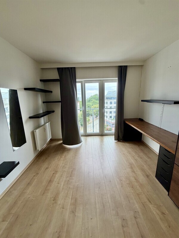 Pronájem moderního bytu 2+kk s vlastní střešní terasou 35 m² a nádhernými výhledy