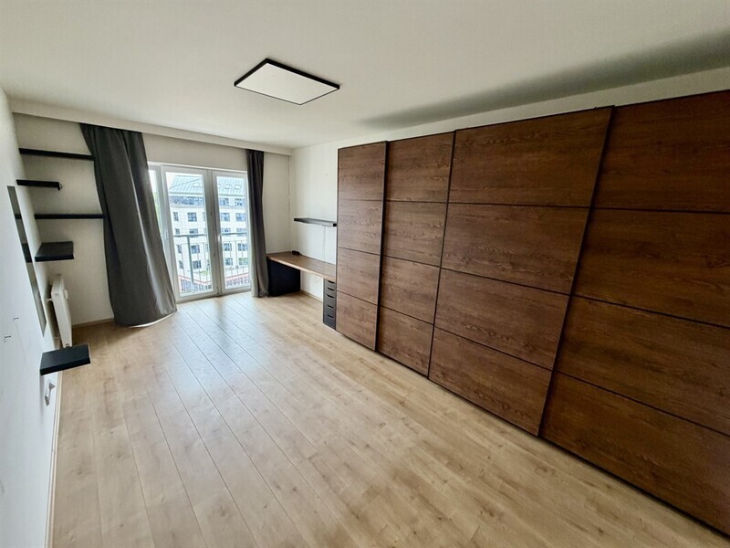 Pronájem moderního bytu 2+kk s vlastní střešní terasou 35 m² a nádhernými výhledy