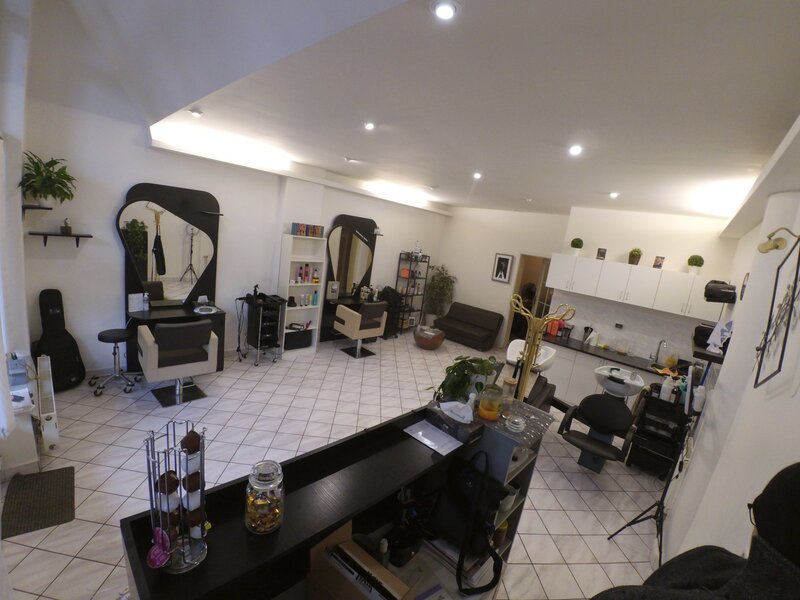 OV, obchodní prostor - kadeřnictví, Praha 8 Trója