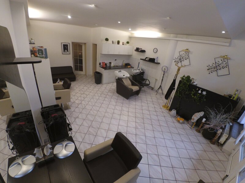 OV, obchodní prostor - kadeřnictví, Praha 8 Trója