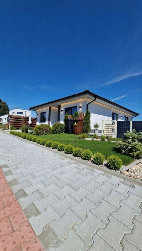 Prodej rodinného domu v Zajíčkově, 7+kk