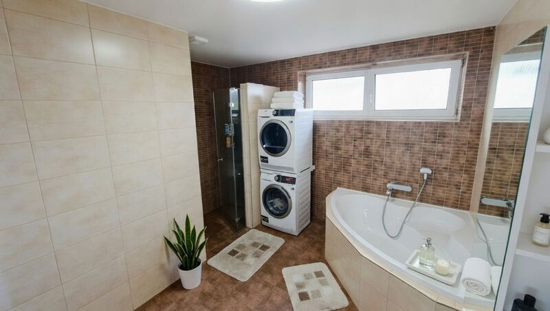 Prodej rodinného domu v Zajíčkově, 7+kk