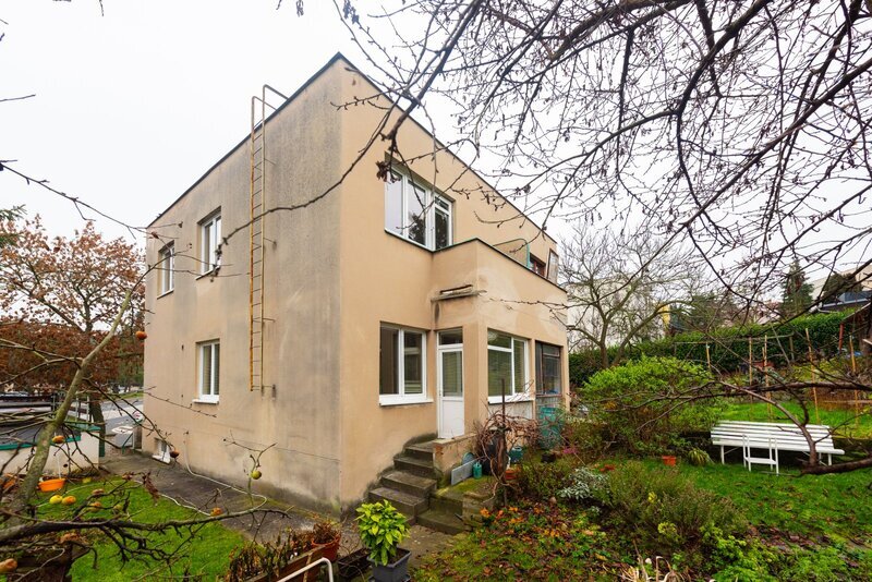 Prodej rodinného domu 4+1 na lukrativním místě na rozhraní Podolí a Braníka.